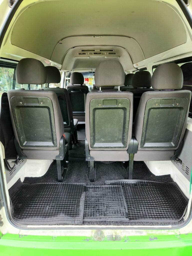 10 Seater Van 03