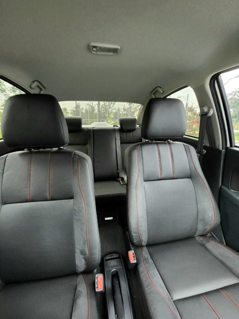 Standard Sedan 14