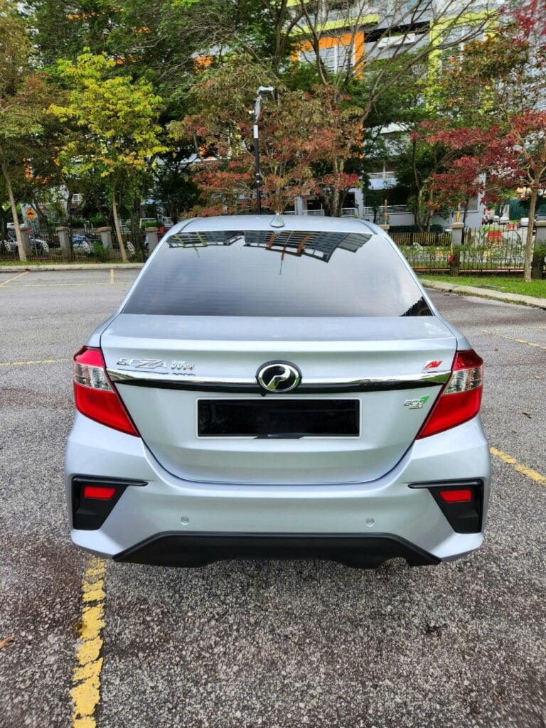 Standard Sedan 11