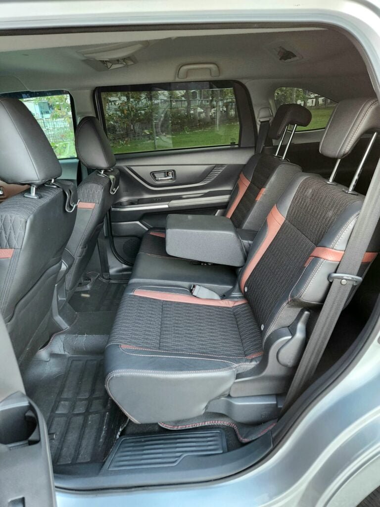 Standard MPV 10