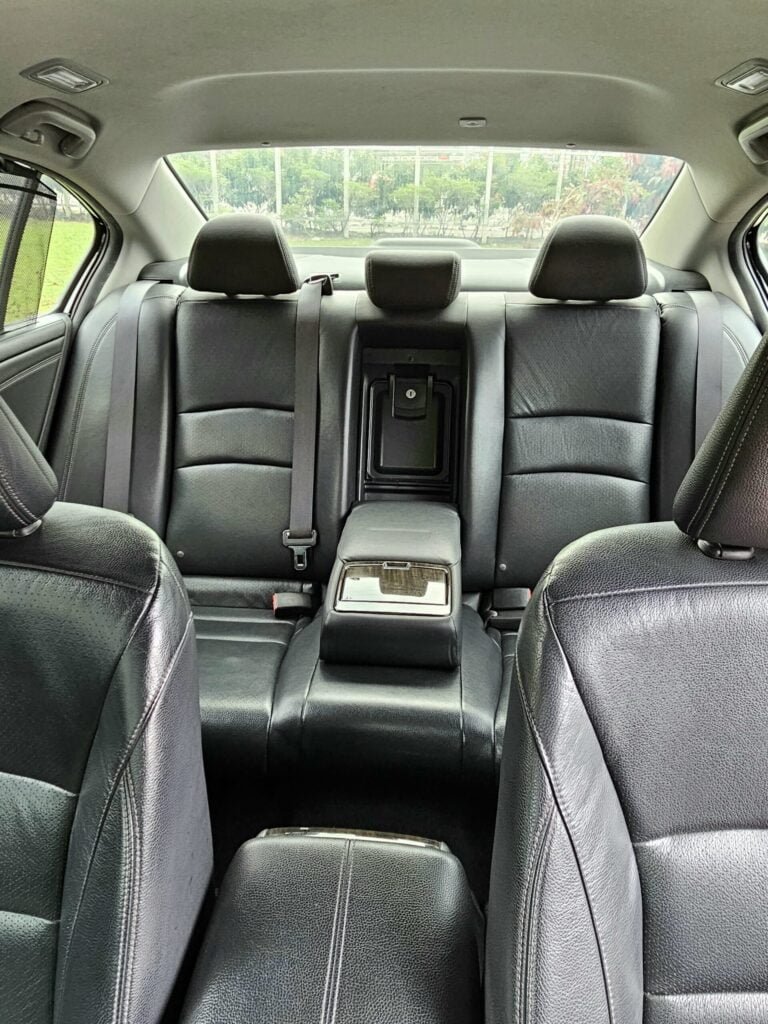 Premium Sedan 08